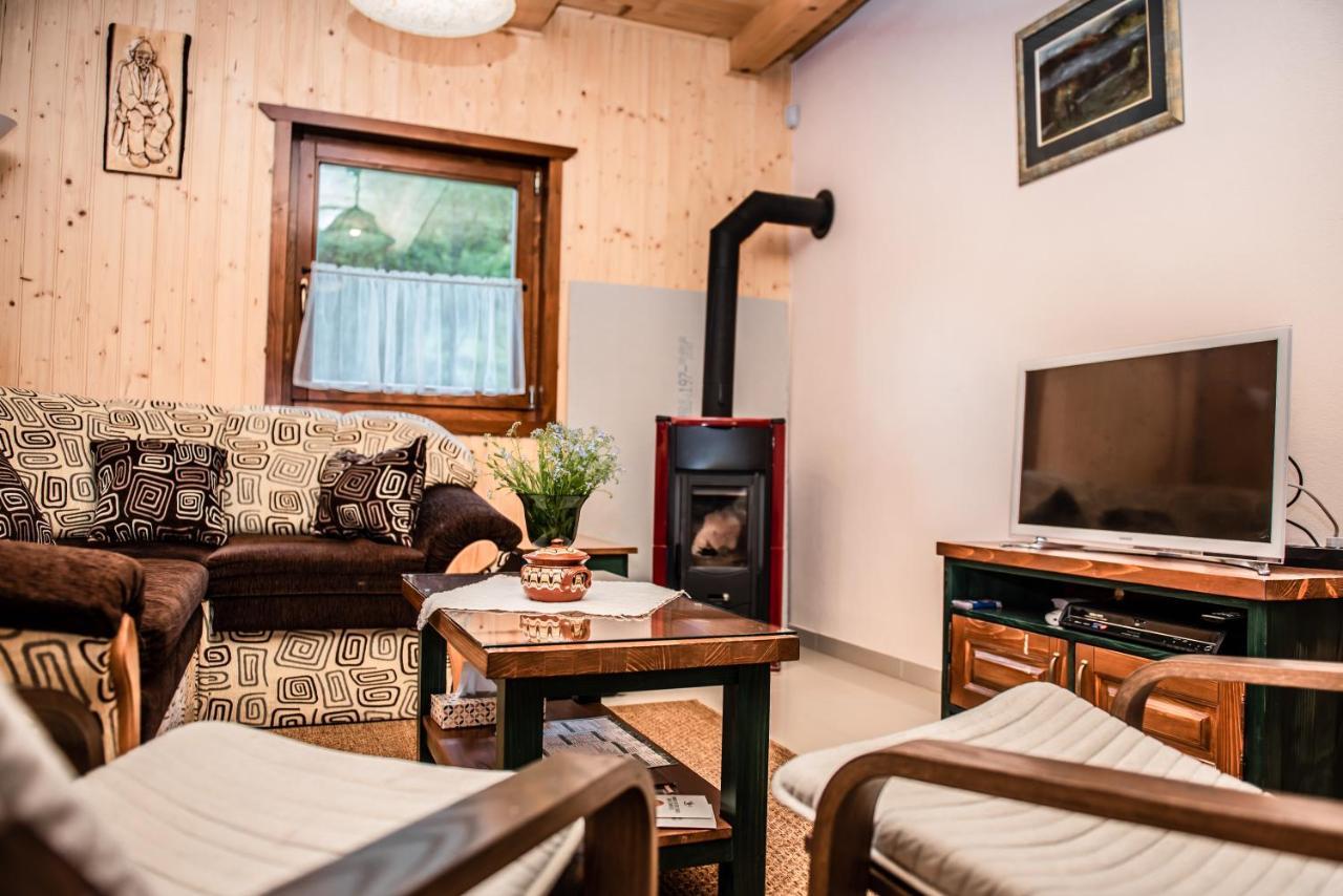 Central Chalet Varsag Экстерьер фото