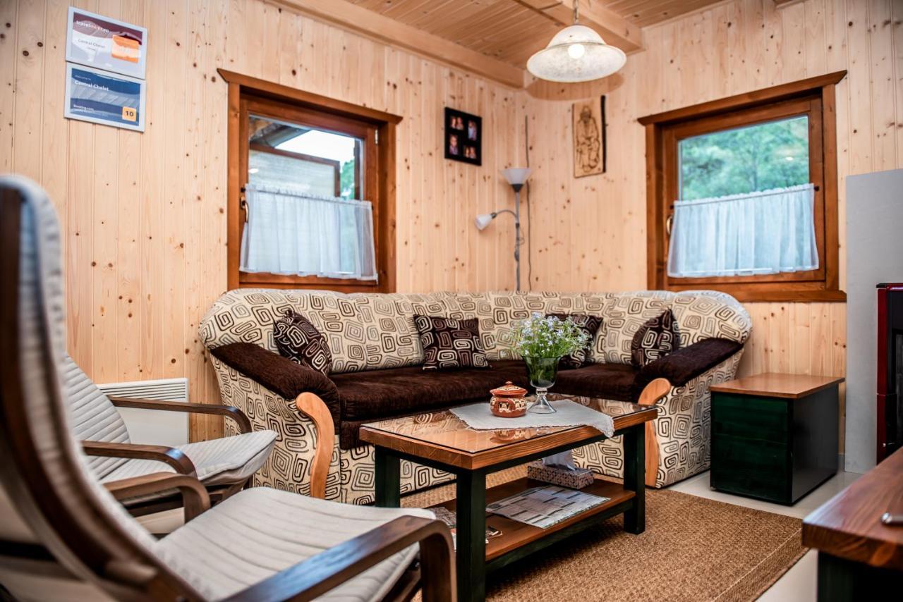 Central Chalet Varsag Экстерьер фото